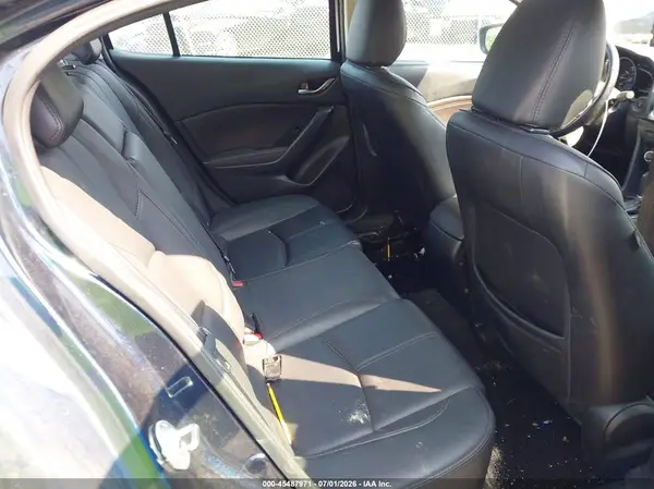 3MZBN1V36JM265519 2018 MAZDA 3 - Image 8