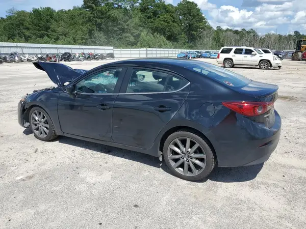3MZBN1V36JM269005 2018 MAZDA 3 - Image 2
