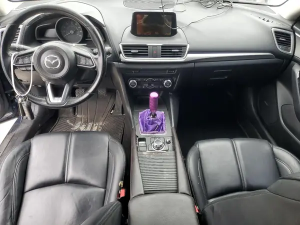3MZBN1V37JM161928 2018 MAZDA 3 - Image 8