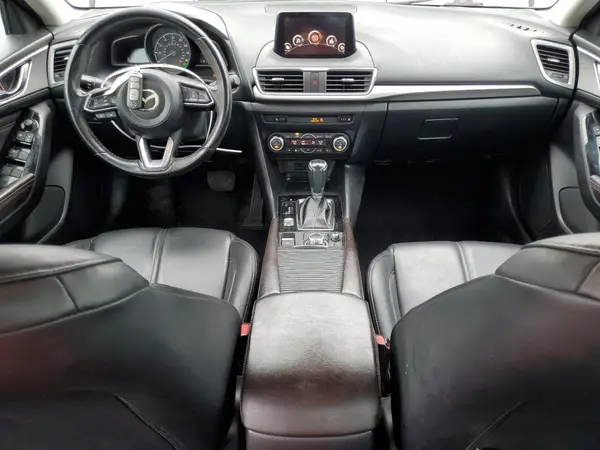 3MZBN1V37JM164506 2018 MAZDA 3 - Image 8