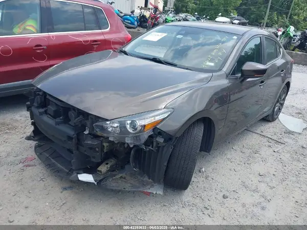 3MZBN1V37JM164554 2018 MAZDA 3 - Image 2