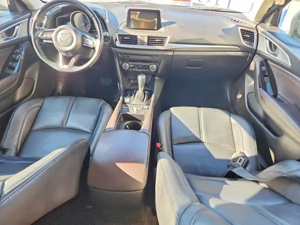 3MZBN1V37JM168457 2018 MAZDA 3 - Image 8