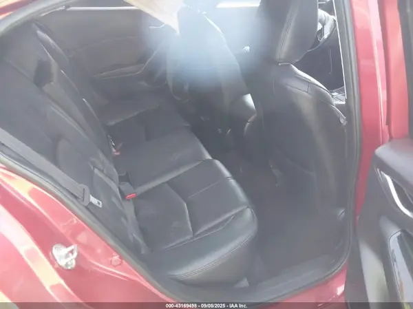 3MZBN1V37JM172539 2018 MAZDA 3 - Image 8