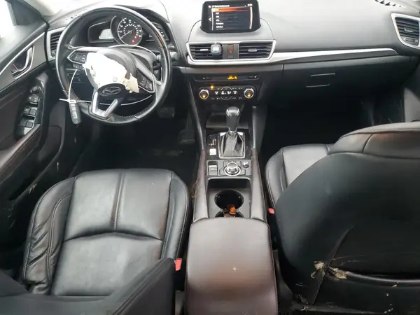 3MZBN1V37JM174565 2018 MAZDA 3 - Image 8