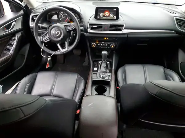 3MZBN1V37JM175425 2018 MAZDA 3 - Image 8