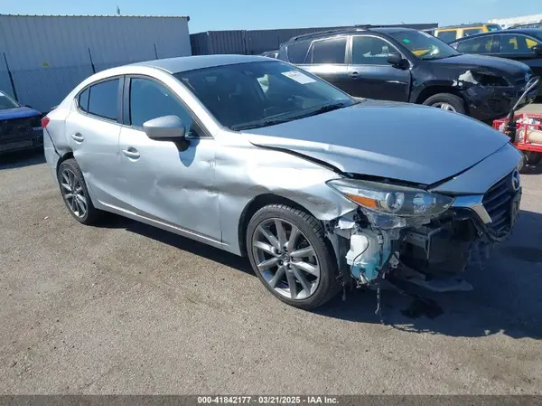 3MZBN1V37JM181208 2018 MAZDA 3 - Image 1