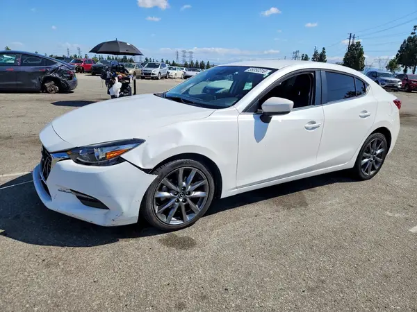 3MZBN1V37JM182603 2018 MAZDA 3 - Image 1