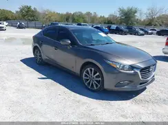 3MZBN1V37JM195691 2018 MAZDA 3