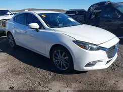3MZBN1V37JM202459 2018 MAZDA 3