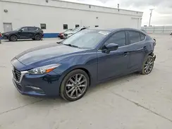 3MZBN1V37JM215129 2018 MAZDA 3