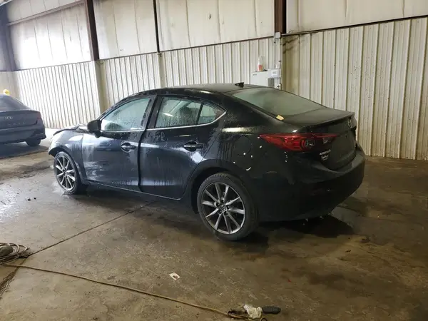 3MZBN1V37JM223358 2018 MAZDA 3 - Image 2