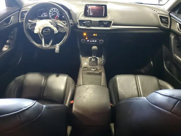 3MZBN1V37JM223358 2018 MAZDA 3 - Image 8