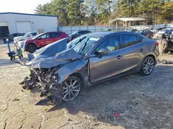 3MZBN1V37JM228043 2018 MAZDA 3