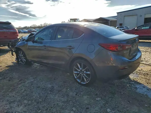 3MZBN1V37JM228043 2018 MAZDA 3 - Image 2