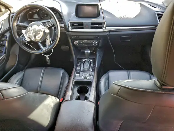 3MZBN1V37JM228043 2018 MAZDA 3 - Image 8