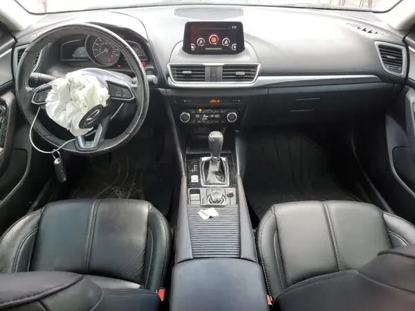 3MZBN1V37JM247160 2018 MAZDA 3 - Image 8