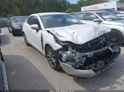 3MZBN1V37JM254089 2018 MAZDA 3