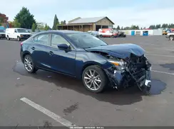 3MZBN1V37JM256778 2018 MAZDA 3