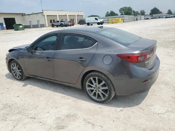 3MZBN1V37JM261818 2018 MAZDA 3 - Image 2