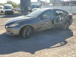3MZBN1V37JM272155 2018 MAZDA 3