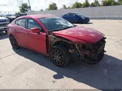 3MZBN1V37JM275170 2018 MAZDA 3