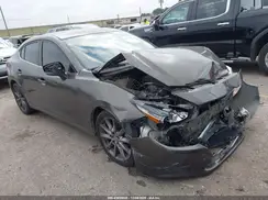 3MZBN1V38JM166166 2018 MAZDA 3