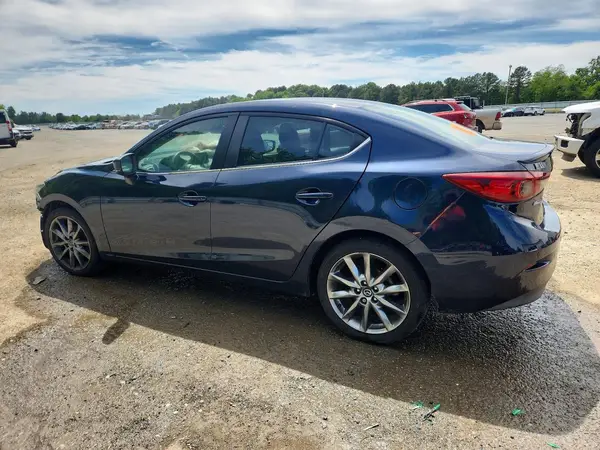 3MZBN1V38JM168340 2018 MAZDA 3 - Image 2