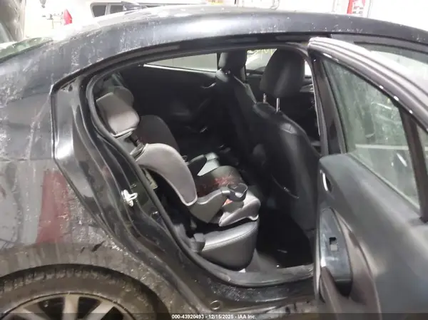 3MZBN1V38JM177765 2018 MAZDA 3 - Image 8