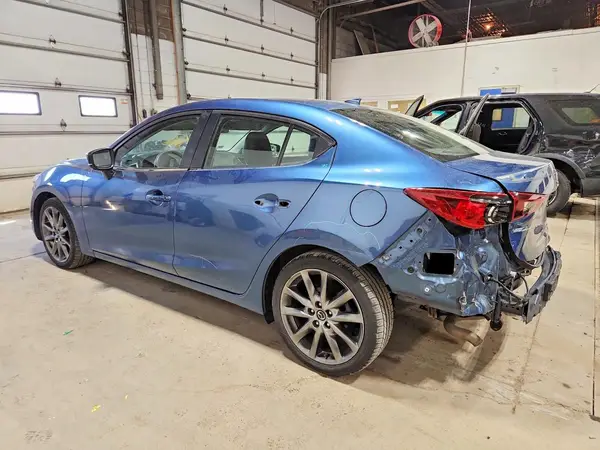 3MZBN1V38JM189222 2018 MAZDA 3 - Image 2
