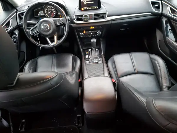 3MZBN1V38JM199832 2018 MAZDA 3 - Image 8