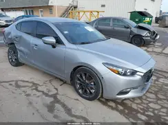 3MZBN1V38JM200770 2018 MAZDA 3