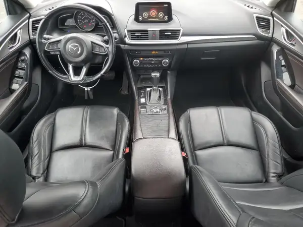 3MZBN1V38JM206424 2018 MAZDA 3 - Image 8