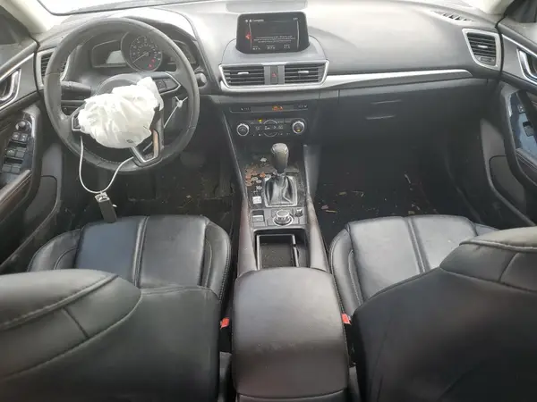 3MZBN1V38JM213132 2018 MAZDA 3 - Image 8