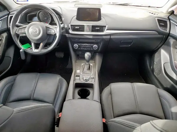 3MZBN1V38JM227175 2018 MAZDA 3 - Image 8