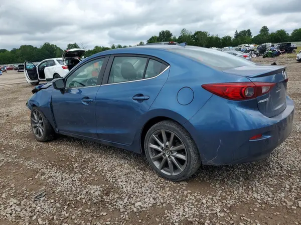 3MZBN1V38JM231887 2018 MAZDA 3 - Image 2