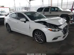 3MZBN1V38JM238516 2018 MAZDA 3