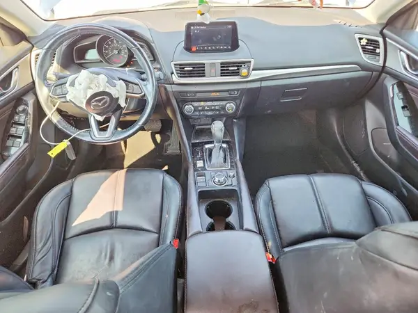 3MZBN1V38JM242727 2018 MAZDA 3 - Image 8