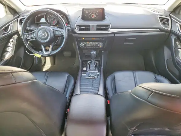 3MZBN1V38JM246728 2018 MAZDA 3 - Image 8