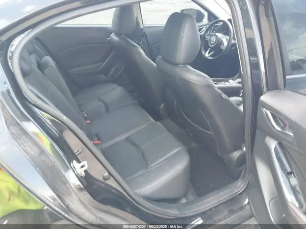 3MZBN1V38JM250407 2018 MAZDA 3 - Image 8