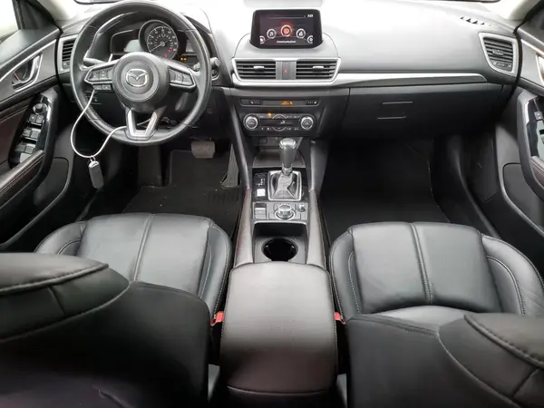 3MZBN1V38JM257681 2018 MAZDA 3 - Image 8