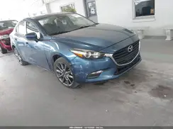 3MZBN1V38JM260449 2018 MAZDA 3