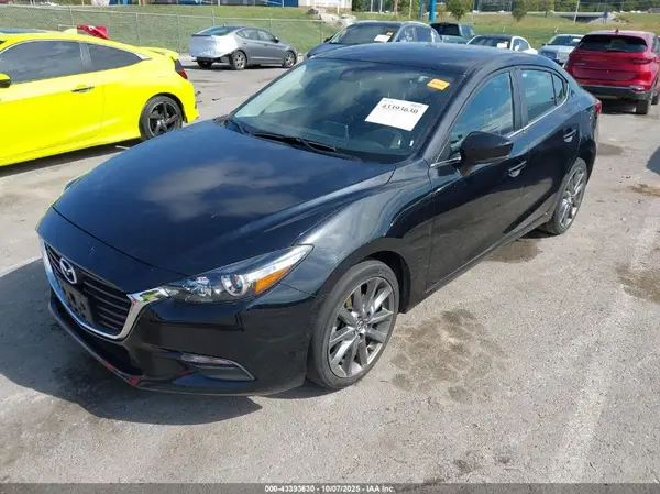 3MZBN1V38JM270317 2018 MAZDA 3 - Image 2