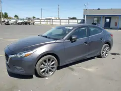 3MZBN1V38JM272102 2018 MAZDA 3