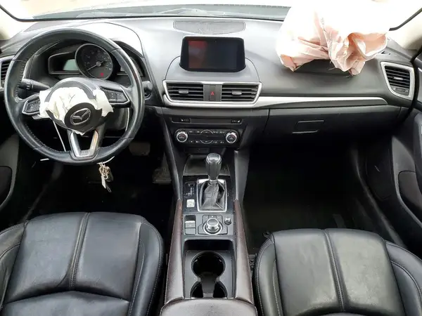 3MZBN1V38JM274920 2018 MAZDA 3 - Image 8