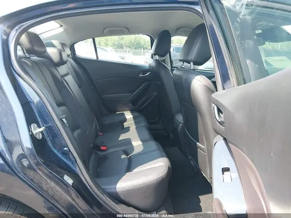 3MZBN1V39JM169139 2018 MAZDA 3 - Image 8