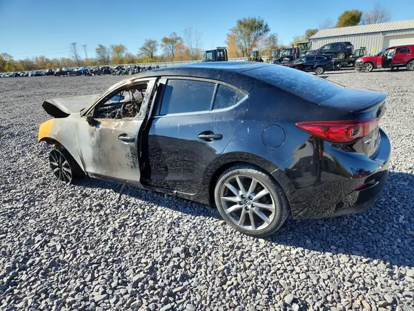 3MZBN1V39JM181856 2018 MAZDA 3 - Image 2