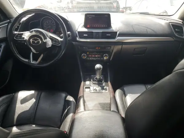 3MZBN1V39JM183526 2018 MAZDA 3 - Image 8