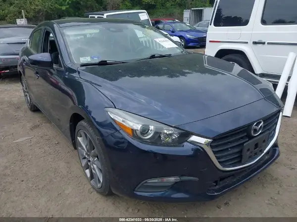 3MZBN1V39JM188452 2018 MAZDA 3 - Image 1
