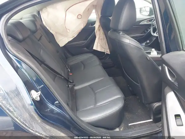 3MZBN1V39JM188452 2018 MAZDA 3 - Image 8