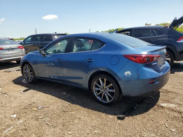 3MZBN1V39JM189066 2018 MAZDA 3 - Image 2